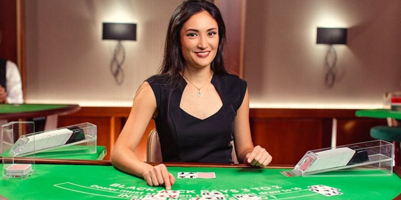 Tham gia cá cược Poker siêu hấp dẫn tại Live Casino