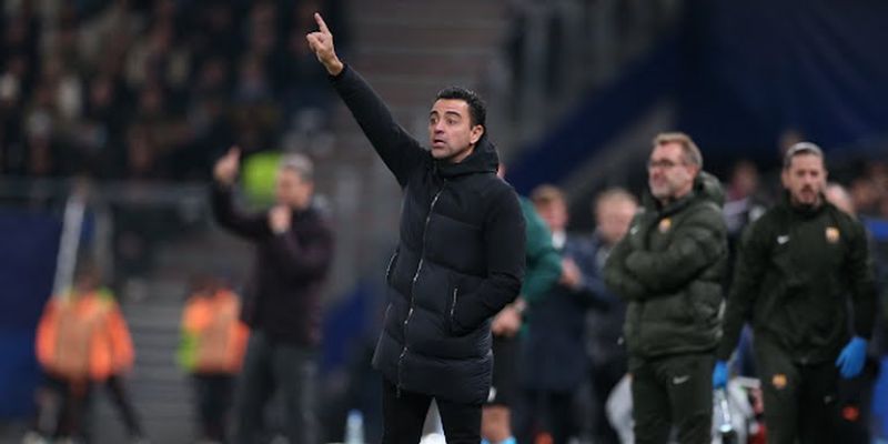 Barca đã nhắm đối tượng thay thế cho Xavi